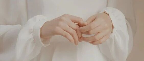 屁股决定脑袋是什么意思？2026-02-18号随笔